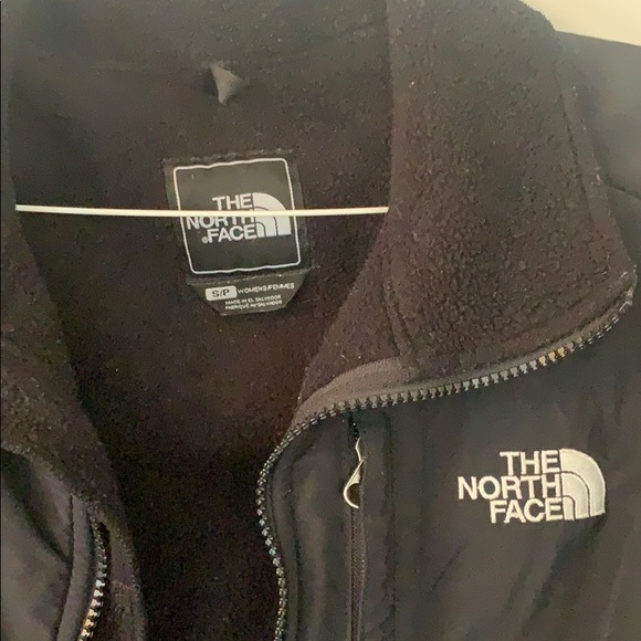 North face jacket - Picture 2 of 2